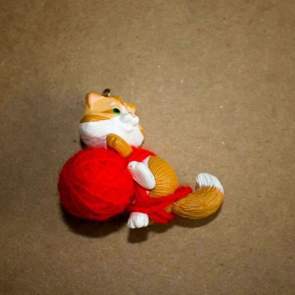 Cat ornament - Picture 6 of 6